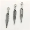 Lote 200 pçs Mini Feather Prata Tibetana Pendentes para fazer joias Brinco Colar Pulseira Chaveiro acessórios 28*4.5mm DH0374