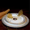 新しい創造的な装飾的な金属の手工芸品の銅の金の蟻蝶飾りの手作りのための現代美術の装飾アクセサリー210318