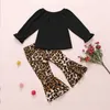 Set di abbigliamento per ragazze Primavera Autunno Monospalla Stampa leopardata Love Sewing Top + Pantaloni svasati 2 pezzi Abiti per 2-6 anni 210528