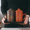 Tradycyjny chiński smoczny fioletowy kubek herbaty z sitkiem pokrywki retro ręcznie robione yixing herbatę Zisha Teacup Prezent Kubek Tumbler 21082277B