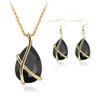 Örhängen Halsband Lyxig Elegant Röd Blå Grön Kristall Brud Smycken Satser Guldfärg Alloy Rhinestone Teardrop Earring för kvinnor