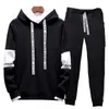 Homens Set Letter Sportswear Sweatsuit Masculino Trilha Suor Terno Casaco Com Capuz Com Calças Mens Sporting Ternos 210728