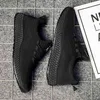 W62J Skor Men Mens Plattform Running För Trainers Vit TT Triple Black Cool Grå Utomhus Sport Sneakers Storlek 39-44 30