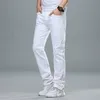 Jeans blancs coupe régulière pour hommes de style classique Business Smart Fashion Denim Pantalon en coton stretch avancé Pantalon de marque masculine, 109 220221