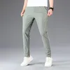 Mäns byxor Sommar tunn mode Casual Solid Färg Elastisk Midja Koreansk Slim All-Match Youth Trousers Brand Clothers Green Khaki