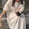 Korjpaa Kvinnor Klänning Koreanskt Elegant Hål Hook Doll Krage Stitched Loose Solid Color Wild Short-Sleeved Long Vestido 210526