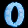 Lysande Fidget Pop Finger Leksaker Armband Pussel Övning Anti-Static Wrist Rem Tryck Bubbla Silikon Sensory Ring 100st / Lot