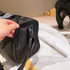 Sacs de créateurs Nouveaux hommes Sac de sport de luxe pour femmes Femmes Sacs de voyage en toile de haute qualité Sacs à main de marque Sacs à main Sac de voyage Sac de sport de grande capacité 2021