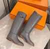 23 Luxus-Wintermode-Damen-Kniestiefel zum Springen, Kalbsleder-Stiefel, Ledersohle, Leder, laminierter Absatz, Innensohle, Futter, einzigartige Handwerkskunst, klassisches Design, Größe 35–42