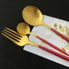 24 st matt guld porslin set rostfritt stål dinnerware bestick hem kniv gaffel sked bestick diskmaskin säker 210928