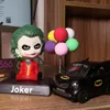 Decorações de interiores Toys Joker Shake Head Car Decoração Creative Gift Gift Cars Ornament Support Acessórios automóveis Dolls Coche