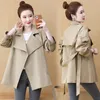 Trench feminina casacos femininos quebra -vento médio 2022 Primavera e outono Moda coreana Temperamento pequeno casaco casual casual