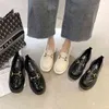 Designerskor Kvinnakvalitetsläder slip på lägenheter för kvinnor loafers dam sko zapatos de mujer kvinnlig 210810