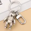 Moda Şık Lüks Tasarımcı Keychain Klasik Anahtar Toka Astronot Kolyesi Mat Gümüş Anahtarlıklar Erkek Kadın Çanta Çanta 8816806