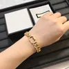 Pulsera de cadena de oro para mujer Diseñador G Moda Manquer Cadena Unisex Lujo G Hombres Clásico Casual Grueso Pulseras vintage D2110072HL2098735