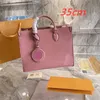 High quality women Tote Bag 2021 luxury designer versatile large capacity handbag simple and generous shopping bags