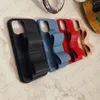 럭셔리 디자이너 iPhone 15 14 13 Pro Max 12 11 Fashion Real Leather Kick Stand in the Hand removable Strap Back Cover Case Mobile Shell Gift