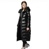 Vinter Hooded Patent Läder Lång jacka Kvinnor Lösa Tjocka Varm Snö Parkers Vit Duck Down Coat Vattentät Outwear 210430