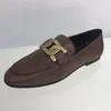 Kvalitet Äkta läder Kvinnor Klänning Skor Lyxig designer Casual Bekväma Flat Heel Loafers Runda Toes Classic Buckle Womens Lefu 34-40