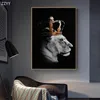 Resimlerinde Modern Aslan Kral Taç Altın Lüks Tuval Boyama Siyah Beyaz Hayvan Poster Baskı Duvar Sanatı Pictrue Ofis Ev Dekor Için
