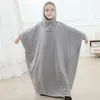 a roupa muçulmana para crianças