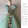 Green Quinceanera Dress Elegant V-ringning Party Prom Ball Gown Sleeveless Sweet Floral Print Quinceanera Dresses Plus Size Vestidos