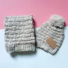 Gorros tejidos de invierno para mujer, conjunto de bufandas, gorros de ganchillo a la moda, cálidos y suaves, 5 colores, venta al por mayor, 2021