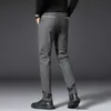2021 New Arrival Mężczyźni Letnie Spodnie Biznesowe Outdoor Leisure Spodnie Elastyczny Talia Comfort Light Weight Spodnie Plus Rozmiar 28-38 x0723