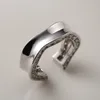 Unregelmäßiger, glänzender Ring aus 925er-Sterlingsilber, Nischendesign, High-End-Licht-Luxus-Damendiamant, exquisite Öffnung, übertrieben