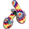 명확한 상부 리벳 장식 레오파드 스팽글 평면 샌들 여름 여성 슬리퍼 캐주얼 슬라이드 신발