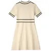 Summer Designer Wool Gold Line Abito in maglia Vintage da donna manica corta A-Line Slim Abiti maglione Vestdios 210514