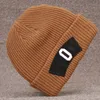 Boné de beisebol clássico homens e mulheres design de moda algodão bordado ajustável esportes chapéu cauda de qualidade agradável desgaste de cabeça de treino 8 cor
