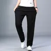 Sommer Herren schwarze gerade dünne Jeans Advanced Stretch Loose Business Casual Hosen männliche Markenhosen Plus Größe 42 44 210318