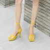 Xibeilove 2021 Новая Сексуальная Желтая сетка Сандалии на высоком каблуке Квадратный Носок Женский крест на шнуровке шпилька полые туфли Y0721