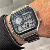 Wristwatches Mężczyźni Zegarki Wodoodporne LCD Kolorowe Zimne światło Zegarek Ze Stali Nierdzewnej Digital 5 Budzik World Time Fashion
