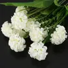 Couronnes de fleurs décoratives 9 têtes 1 bouquet Artificielle Chrysanthème Soie Floral Maison Jardin Décor Couleur: Blanc