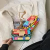 Mehrfarbige PU-Tasche mit Blocknähten, modisches Muster, Mini-Damen-Geldbörse, niedliche Lederhandtaschen mit Kette, 16 x 12 x 7 cm