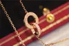 Luxury Designer Halsband Classic Circle Designer Jewelry Fashion Womens Necklace For Women Luxurys Diamond Necklace257B1522856