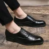 Homme chaussures tenue décontractée chaussures contraste à lacets chaussures en cuir PU mode sculpté pointu affaires chaussures de mariage hommes grande taille 48