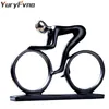 Yuryfvna Bicycle Statue Champion Cycliste Sculpture Figurine Résine Moderne Abstrait Art Athlète Bicycler Figurine Accueil Décor 210318