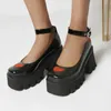 Sianie Tianie Punk Patente Goth PU Couro Quadrado Toe Lolita Meninas Sapatos Coração Plataforma Cadeia De Salto Alto Mulheres Mary Janes Bombas Vestido