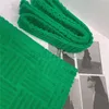 Toalla verde Jacquard Basta de baño Vintage Caperuta para el hogar Bata de ropa para el hogar Autumn Invierno Túnicas de baño tibio para mujer Bolsera de bolsillo de bolsillo de manga larga Bata para el hogar