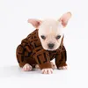 Winterhonden kleding f kat Vest kleine trui hondenklareel luxe ontwerpers huisdiertoevoer kleding shirt voor puppy katoenen gebreide vest bruin maat: xs-xxl a161