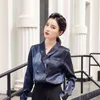 到着秋の女性長袖Vネックシャツダブルブレストサテン仕上げOL韓国ブラウス女性Blusas Mujer S285 210512