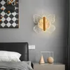 Lampada da parete Creative Golden Butterfly Camera da letto Luci da comodino AC 220V 5W El TV Backrgound Acrilico Decorativo per interni