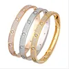 Designer Smycken Bracelebook Titanium Stål 3 Row Fullständig Diamant Armband Mode Kvinnor Män Kirstmas Bangle Charm Armband för Lover Distans Smycken Present