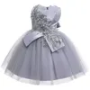 Großhandel Frühling Blumenmädchen ärmelloses Partykleid Prinzessin Applikation Hochzeit Kinder Kleidung E5150 210610