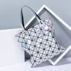 Bolso de mano para mujer, bolso de hombro geométrico holográfico con láser Crocrogo a la moda para mujer, bolso de playa informal de viaje para compras de gran capacidad