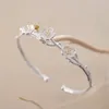 純粋な銀のブレスレットのバングルのためのバングルのためのパーソナリティの花カフバングルリストバンドPulseraのフェムムファッションジュエリーのアクセサリー