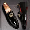 2021 Pour promouvoir de NOUVELLES chaussures en cuir cuspide rouge Chaussures habillées pour hommes Chaussure d'affaires pour hommes Chaussures de créateurs de marque de qualité supérieure pour hommes Mariage
